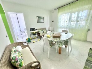 Interior - ChiarAmare Vacation 2 apartment near Maldives of Salento (Torre Pali)