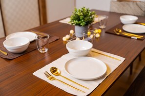 Comfort Villa | In-room dining - Kamekawa Yukari Ann (Beppu)
