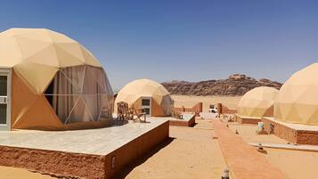 20 chambres, literie de qualité supérieure, matelas mémoire de forme