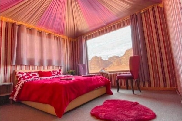 Sengetøy av topp kvalitet, memory foam-senger og blendingsgardiner