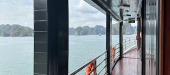 Honey Boutique Cruise