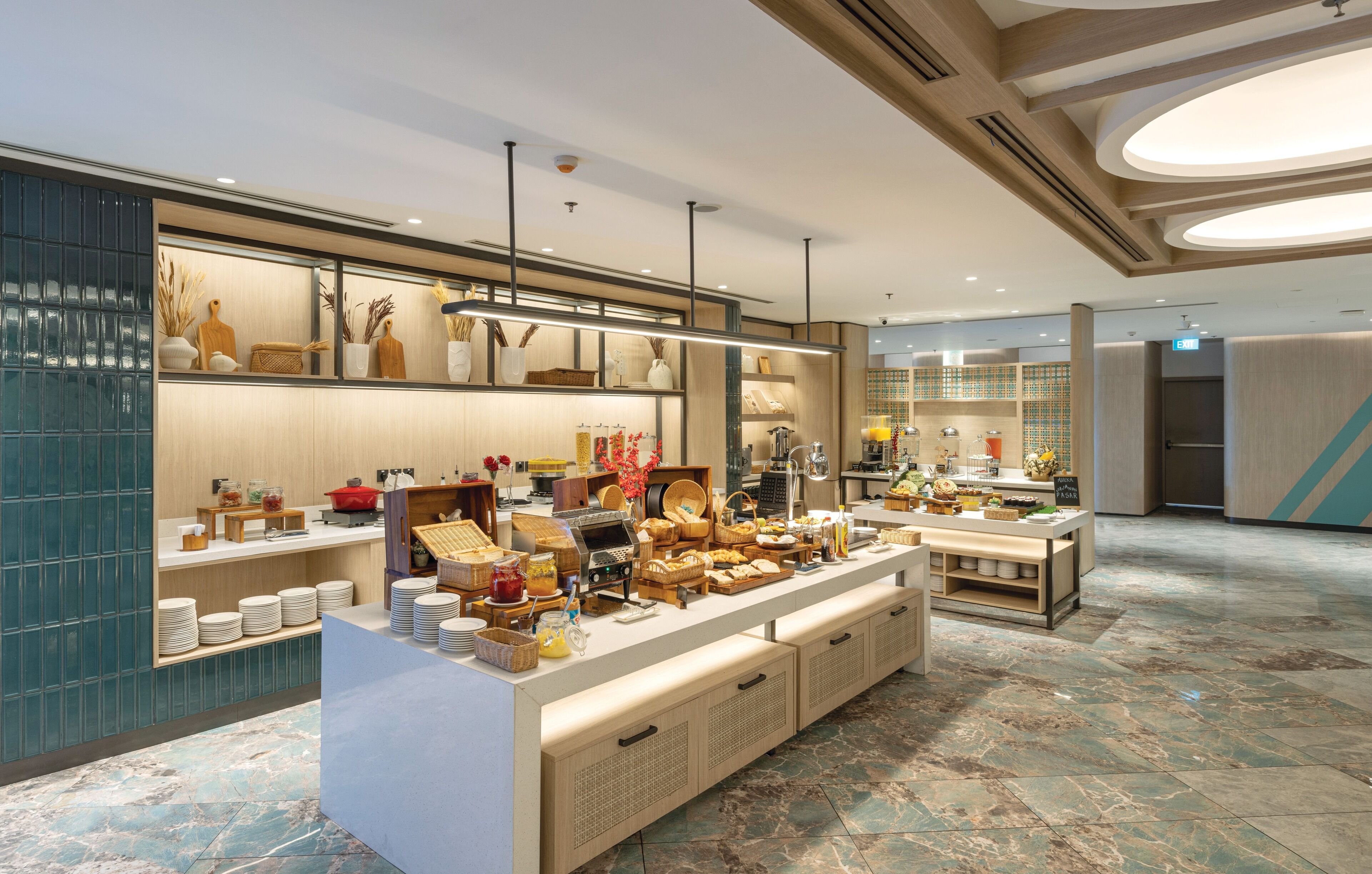 Tägliches Frühstücksbuffet gegen Gebühr