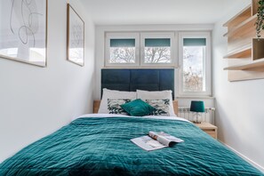 2 bedrooms, desk, iron/ironing board, free WiFi