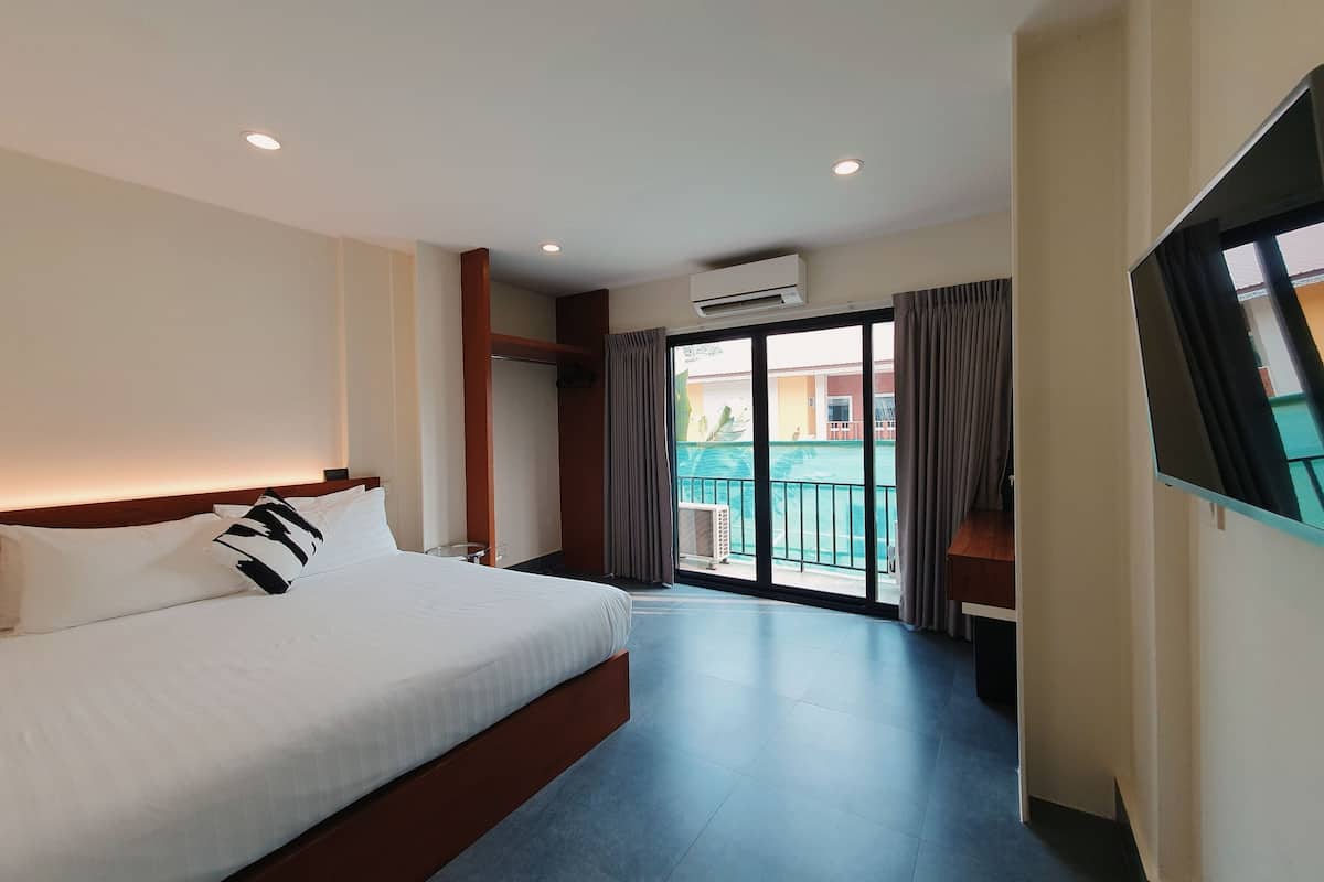 Quarto casal luxo | Escrivaninha, Wi-Fi de cortesia, roupa de cama