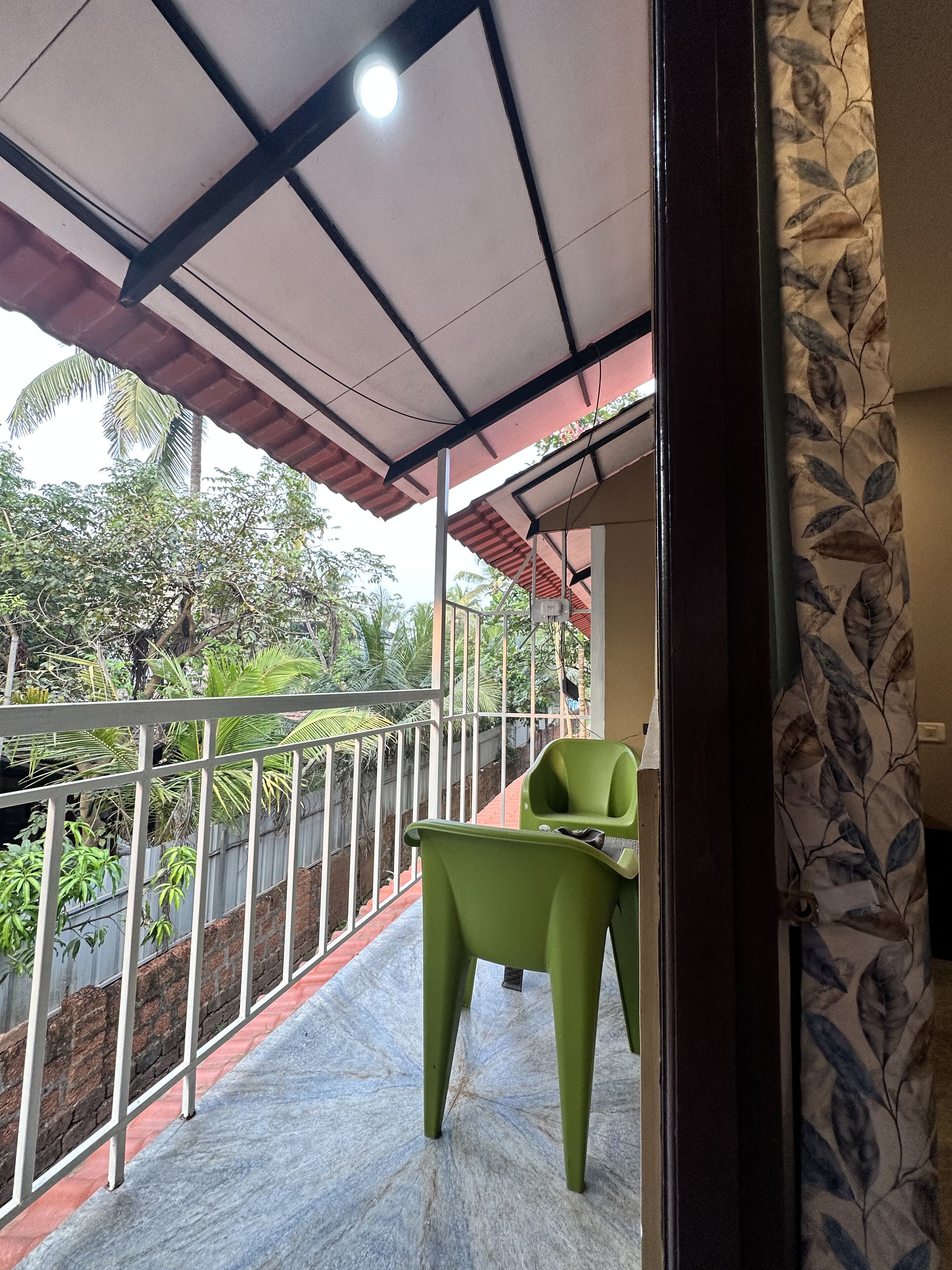 Royal Room | Balcony