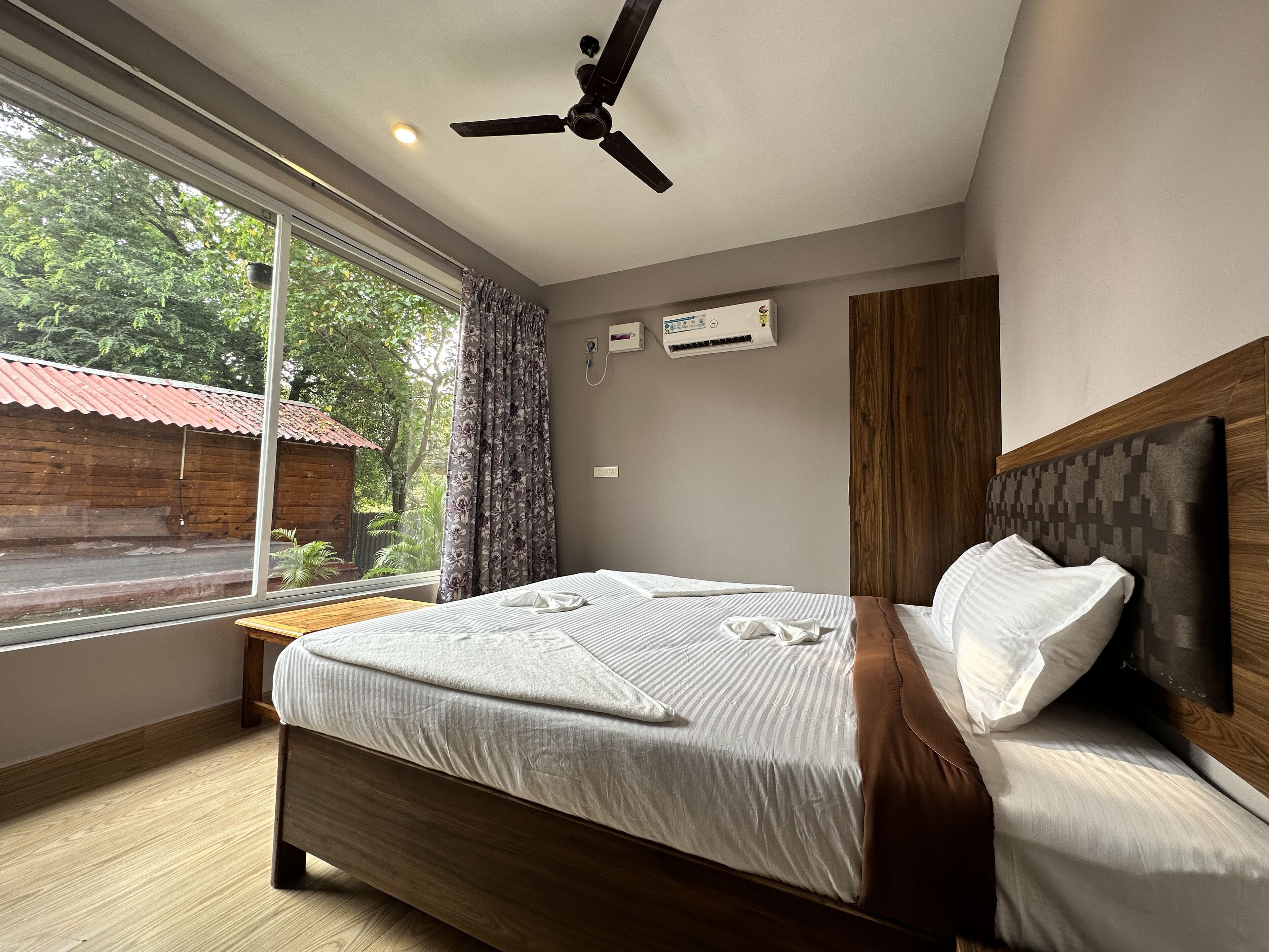 Deluxe Room | Free WiFi