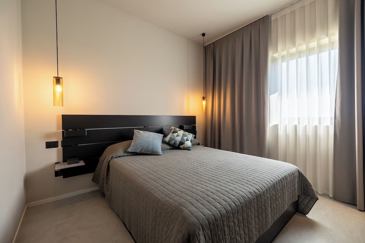 Wifi gratis y ropa de cama