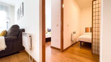 2 bedrooms, bed sheets