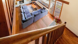 TV, fireplace - Cal Vilaldach (Llivia)