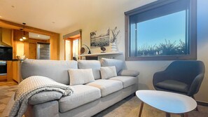 TV, fireplace - Puigcerdà Cal Gatesques 3 (Puigcerda)