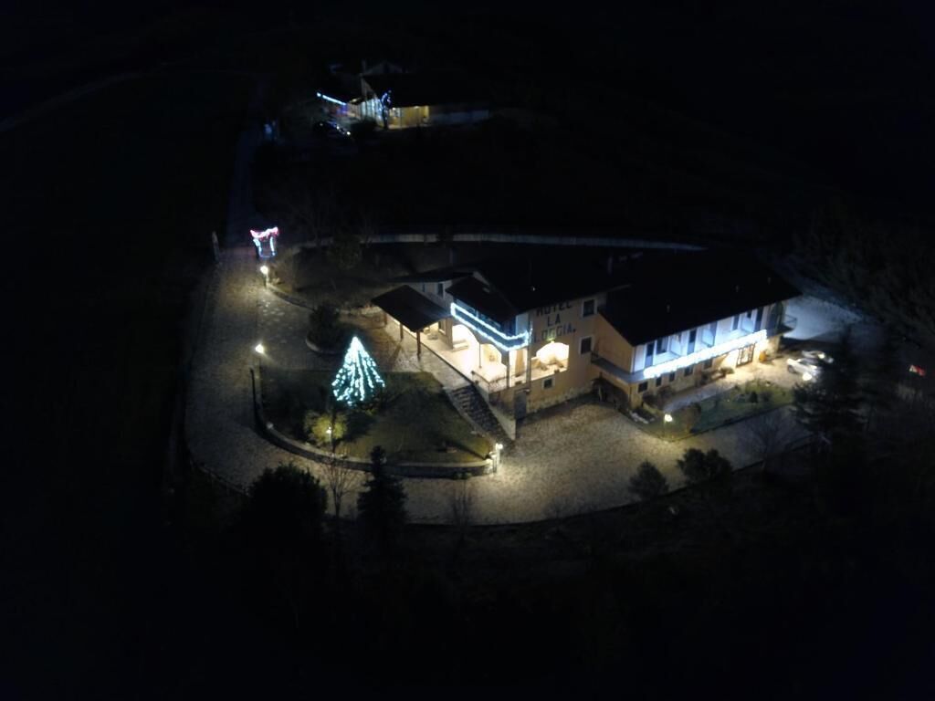 Esterni