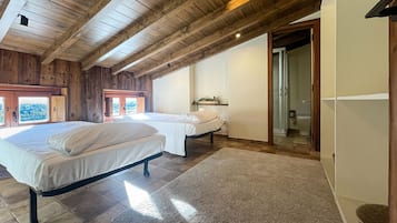 3 chambres, fer et planche à repasser, Wi-Fi gratuit, draps fournis