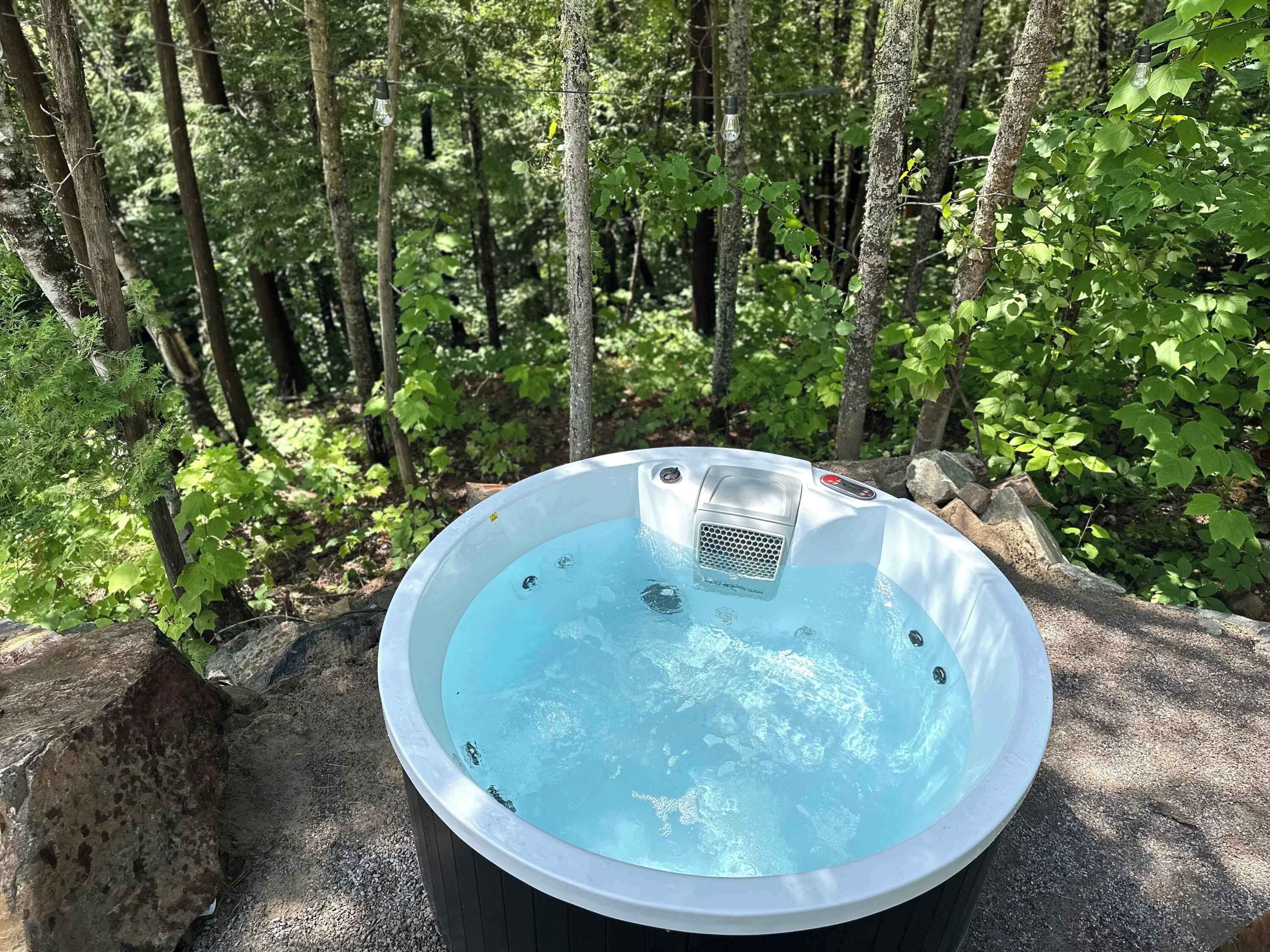 Bain à remous extérieur