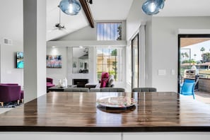 Interior - Sleek Modern Oasis - A Ryson Property (Palm Springs)