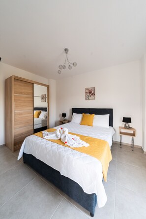 3 Schlafzimmer, Zimmersafe, Bügeleisen/Bügelbrett, Reisekinderbett