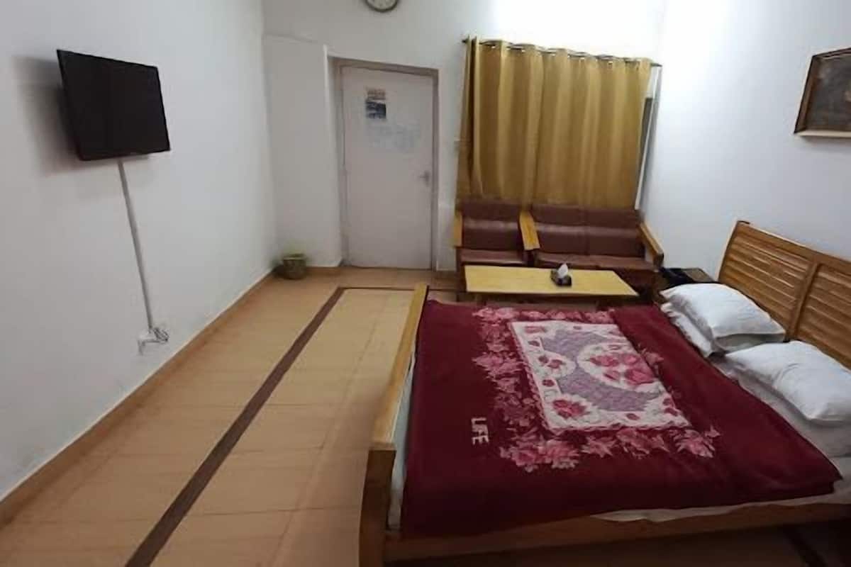 Deluxe-Doppelzimmer | Schallisolierte Zimmer, Bügeleisen/Bügelbrett, kostenloses WLAN