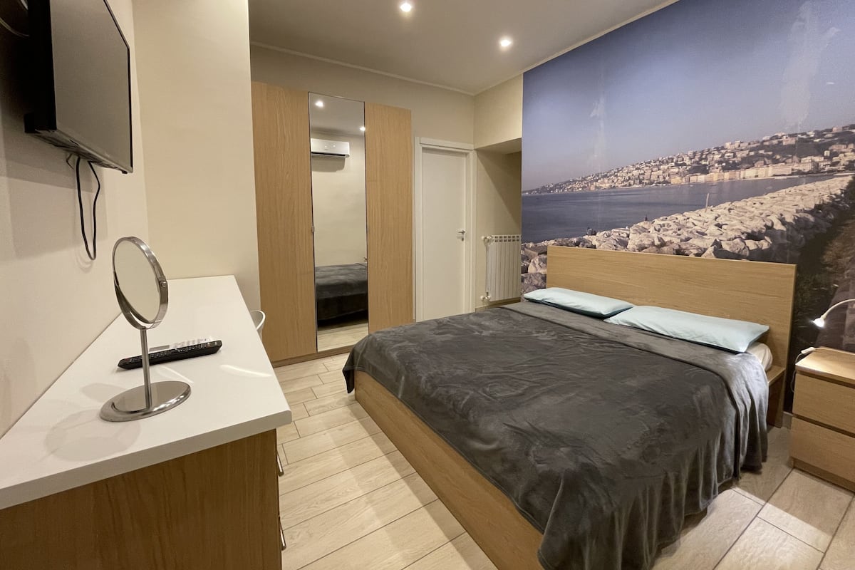 Standard Room | 1 bedroom, premium bedding, down comforters, desk