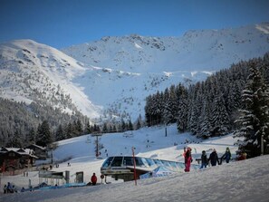 Snow and ski sports