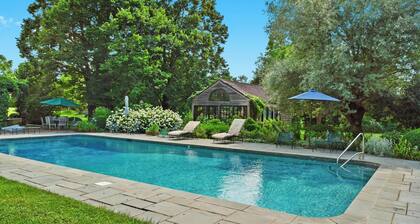 Exclusive Farmhouse w/ a Romantic Garden View!