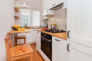 公寓, 2 间卧室, 阳台 | 私人厨房 | 洗碗机、电热水壶、厨具/餐具