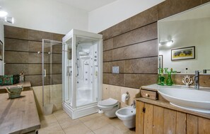 Een douche, een haardroger