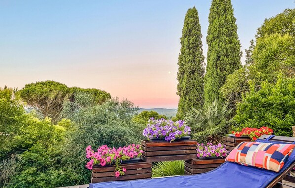 Terrace/patio - Gorgeous home in Fonte Vivola with WiFi (Fonte Vivola)