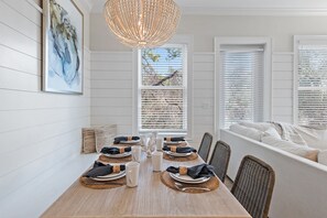 Dining - Gulf Views | Rooftop Patio | 4 Bikes | Heated Pool (Santa Rosa Beach)