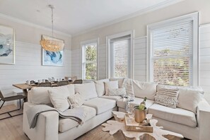 TV - Gulf Views | Rooftop Patio | 4 Bikes | Heated Pool (Santa Rosa Beach)