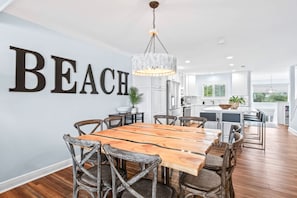 Dining - Gulf Front 30A | Luxury Meets Organic Comfort (Santa Rosa Beach)