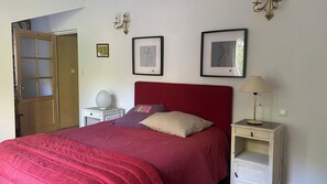 1 Schlafzimmer, Reisekinderbett, WLAN, Bettwäsche