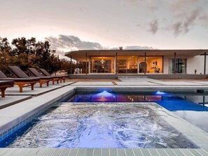 屋外プール、温水プール