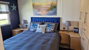 Cabin | 2 bedrooms, free WiFi, bed sheets