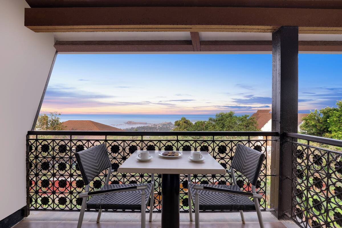 Studio King Suite with Sea View | شرفة