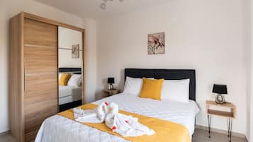 Vila família | 3 quartos, cofres nos quartos, espaço de trabalho para notebook