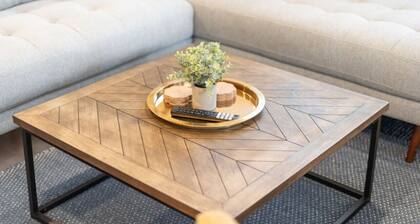 Walk to Old Town - Cozy Restored Cottage