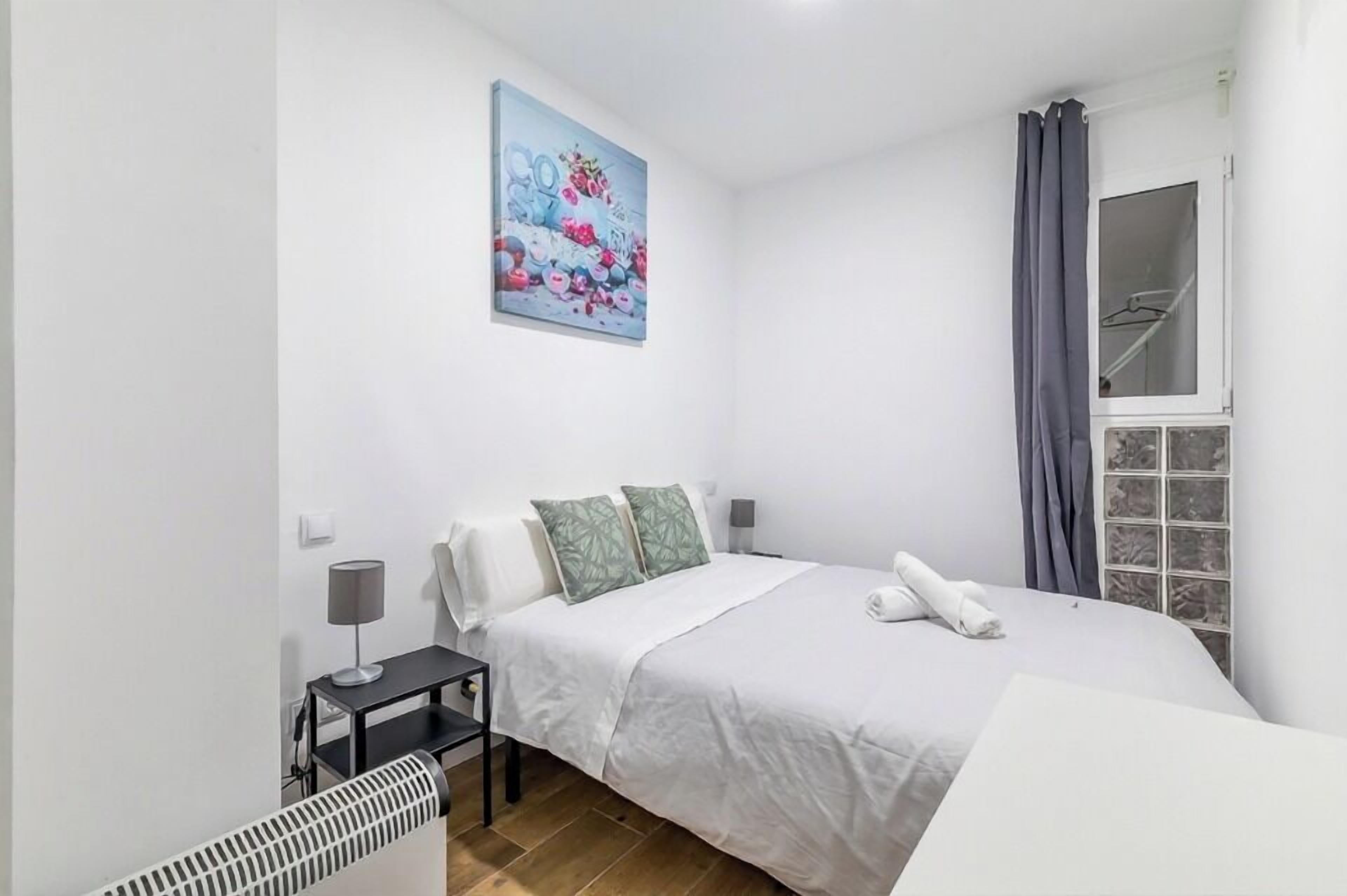 Photo - AYZ Luis Cabrera-Auto check-in property