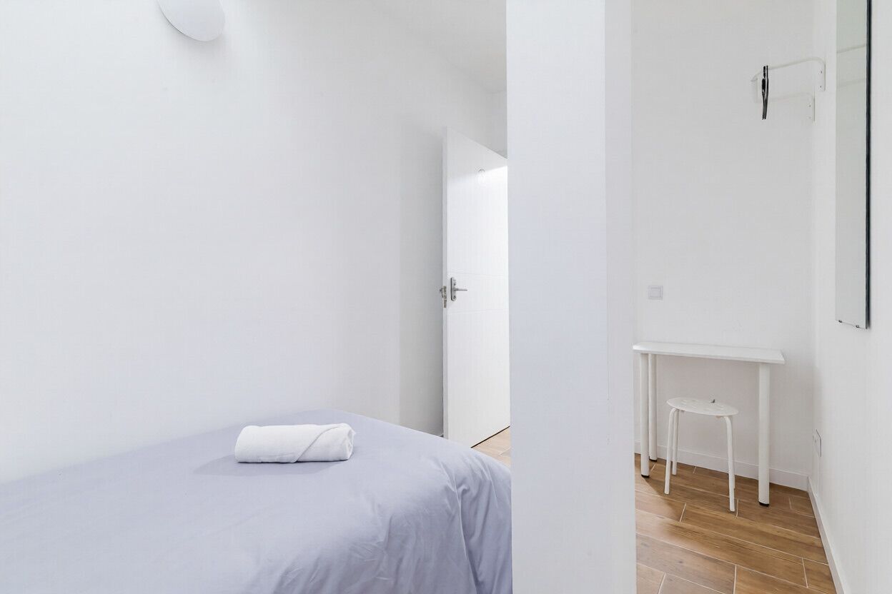 Photo - AYZ Luis Cabrera-Auto check-in property