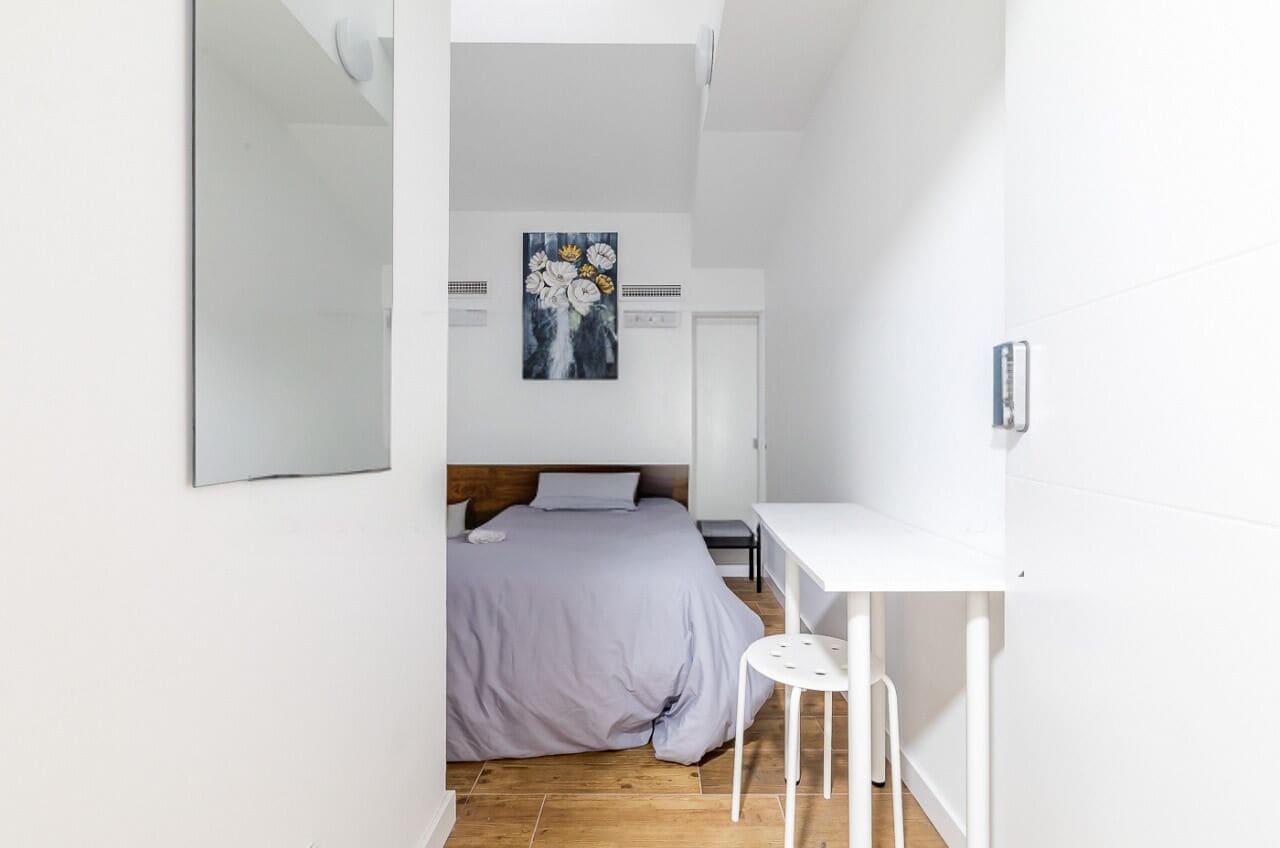 Photo - AYZ Luis Cabrera-Auto check-in property