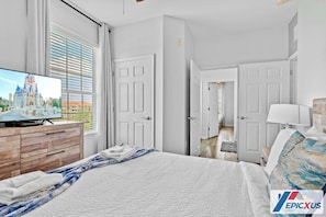 4 Schlafzimmer, Bügeleisen/Bügelbrett, Reisekinderbett, WLAN