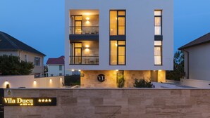 Uklassifisert bilde, 4 av 46, knapp