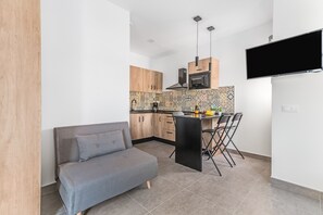 Down comforters, in-room safe, soundproofing, iron/ironing board - Open Sea Suites (Las Palmas de Gran Canaria)