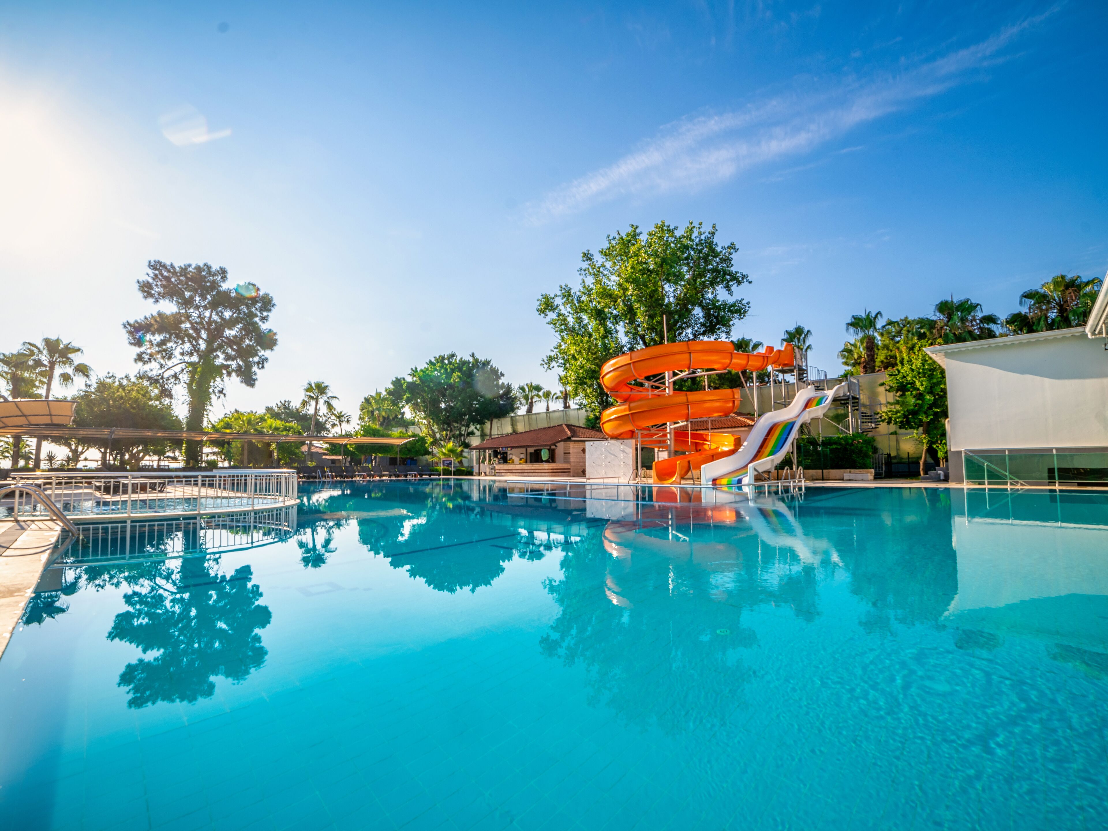 Piscine extérieure (ouverte en saison)
