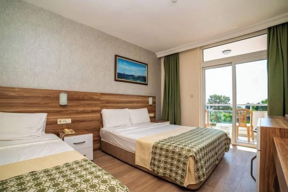 Minibar, lydisolering, sengetøj