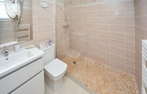 Douche, sĂšche-cheveux