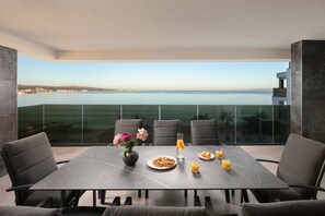 Panoramic Apartment | Balcony view