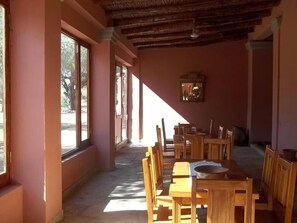 Outdoor dining - Finca La Sala (Tinogasta)