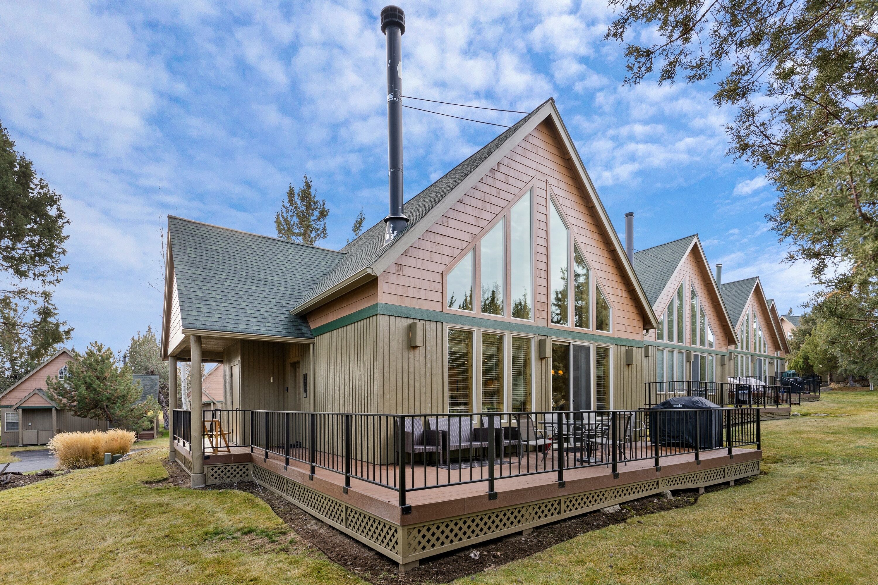 House, 3 Bedrooms | Exterior