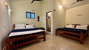 Paniya | 办公桌、免费 WiFi、床单、轮椅无障碍