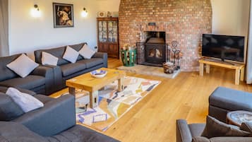 Cottage | Living area