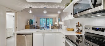 Bonita Springs Condo w/ Community Pool!